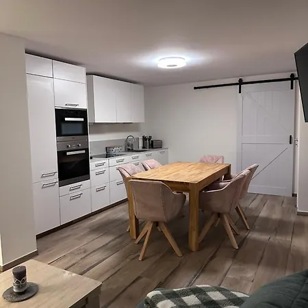 Karolina's Deluxe Appartement-bungalow Apartment